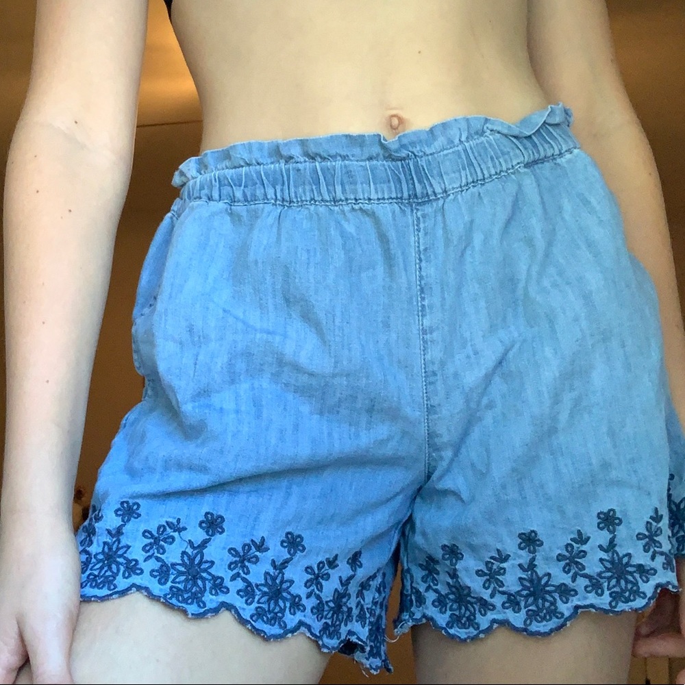 Blue scrunched shorts- GAP